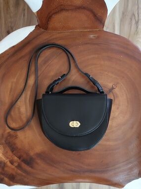 Clare V. Elodie in Black